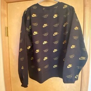 Nike Women’s Sweater